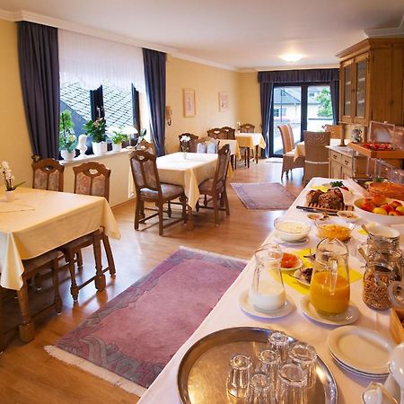 Wein & Gastehaus Hermeshof Hotel Trittenheim Kültér fotó