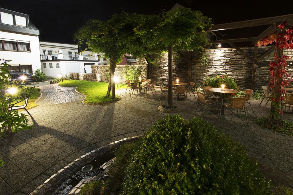 Wein & Gastehaus Hermeshof Hotel Trittenheim Kültér fotó