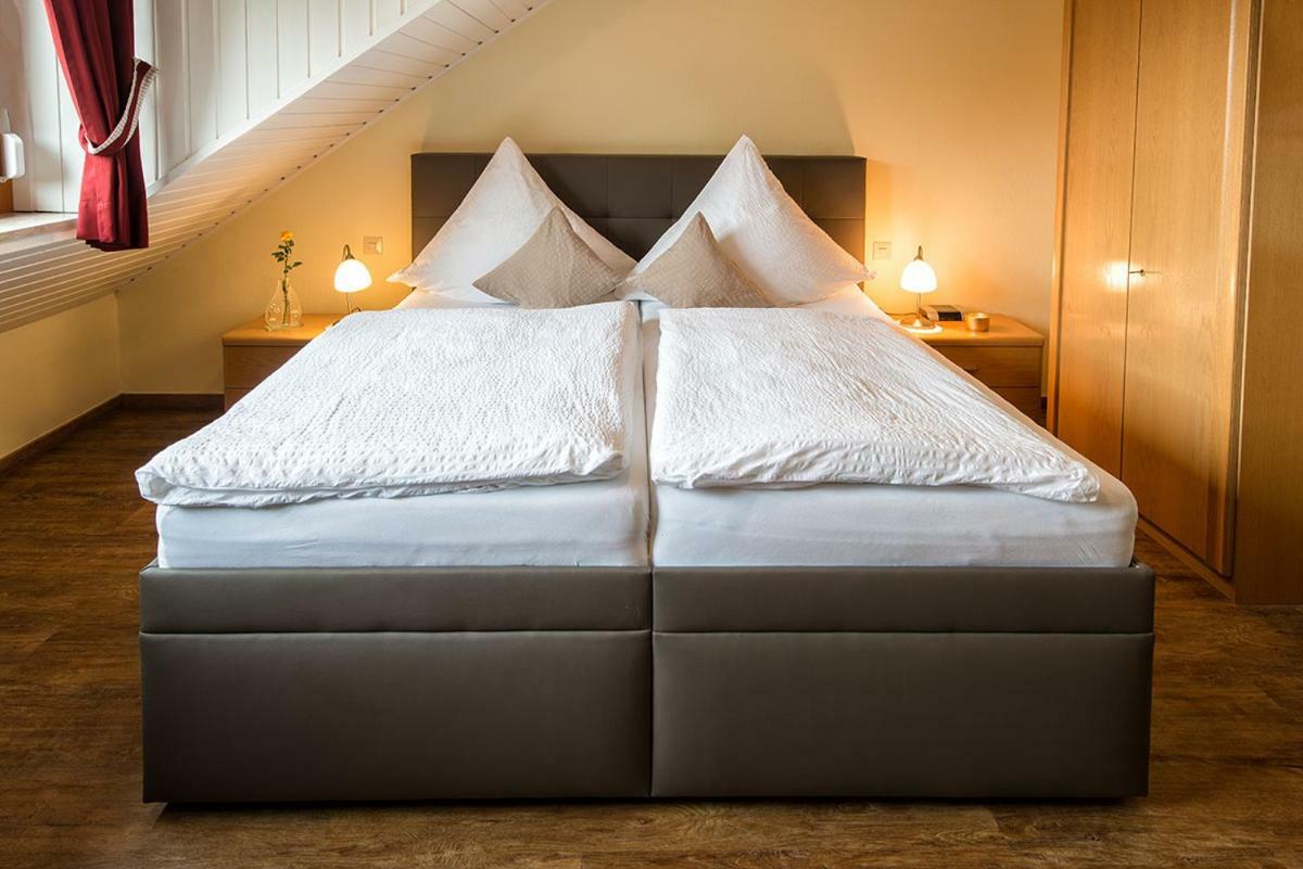 Wein & Gastehaus Hermeshof Hotel Trittenheim Kültér fotó